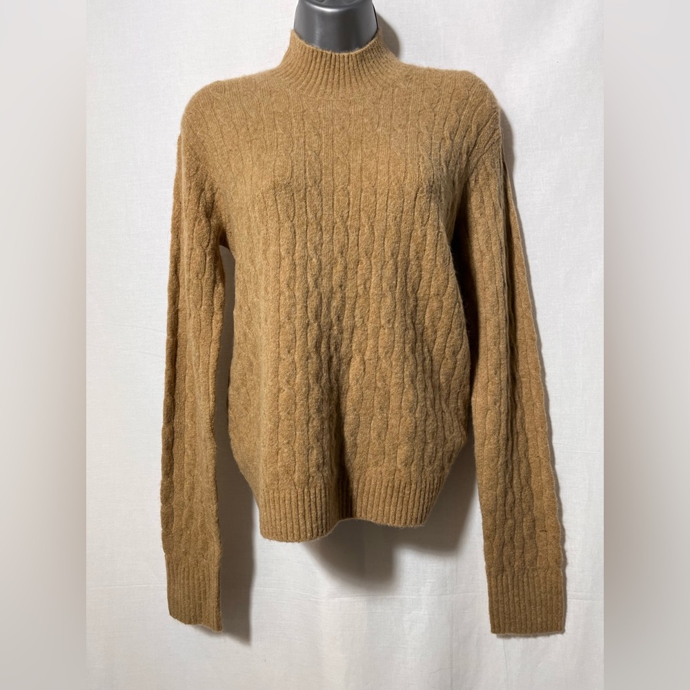 NEW J Crew Cable-knit mockneck sweater in extra-soft yarn!!! - Picture 4 of 7